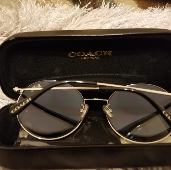 Coach Sun glasses! - Picture 3 of 3